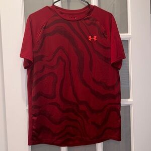 BUNDLE Under Armour Shirt, Size Medium